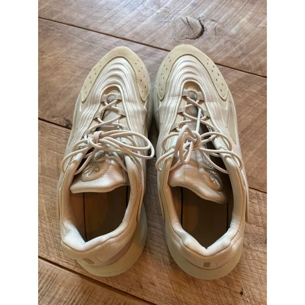 Adidas OZELIA Savanna Beige Low Top Men’s Size 13 | Like New